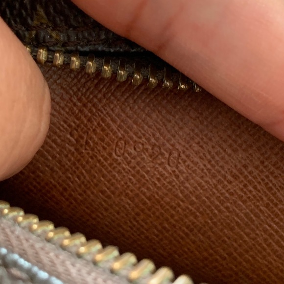 Louis Vuitton Monogram Compiegne 28 - Picture 12 of 12